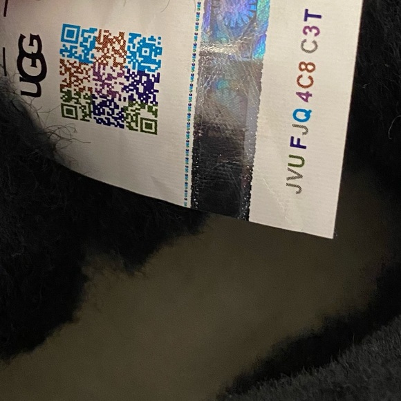 UGG Classic Ultra Mini Boots Kid’s 6 (Will Fit a Women’s 8) NWOB - Picture 7 of 14